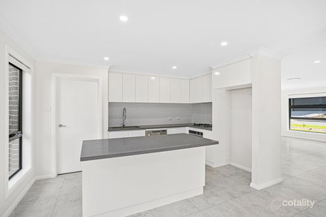 Property photo of 8 Lateen Close Shell Cove NSW 2529
