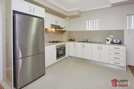 Property photo of 1/12-14 Lydbrook Street Westmead NSW 2145