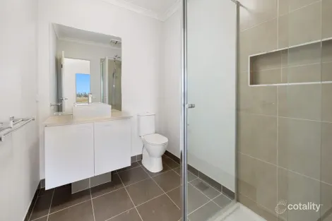 Property photo of 23 Alverton Drive Point Cook VIC 3030