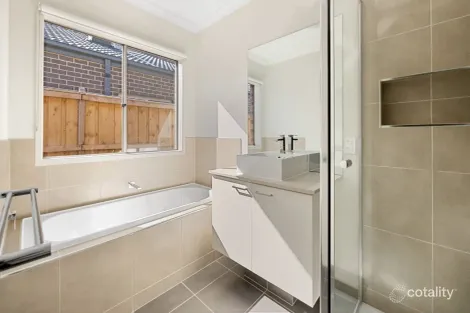 Property photo of 23 Alverton Drive Point Cook VIC 3030