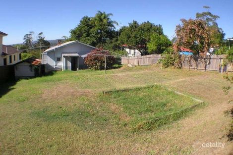 Property photo of 35 Brisbane Water Drive Point Clare NSW 2250