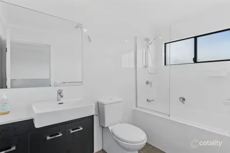 Property photo of 2/21 Northcliffe Street Murarrie QLD 4172