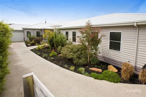 Property photo of 11 Chale Court Silverleaves VIC 3922