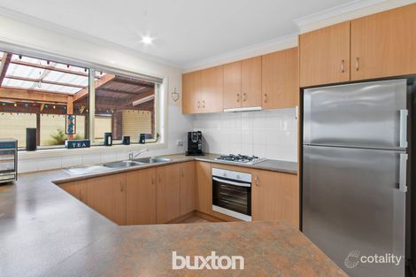 Property photo of 74 Rossack Drive Waurn Ponds VIC 3216