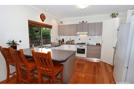 Property photo of 3 Oxley Court Southside QLD 4570
