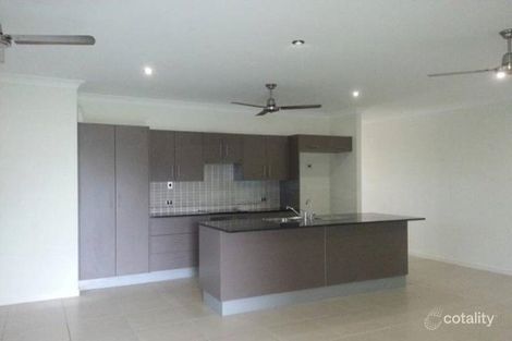 Property photo of 122 Daintree Drive Bushland Beach QLD 4818