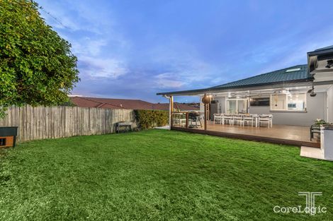 Property photo of 11 Oakley Street Carindale QLD 4152