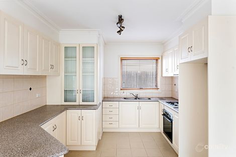Property photo of 2/17 Mascoma Street Strathmore VIC 3041