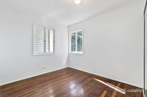 Property photo of 35 Fisher Street Manly QLD 4179