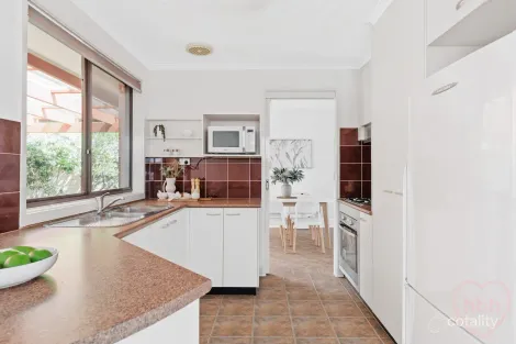 Property photo of 10 La Trobe Close Palmerston ACT 2913