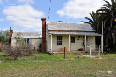 Property photo of 28 De Boos Street Barmedman NSW 2668