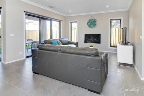 Property photo of 2 Chatfield Avenue Capel Sound VIC 3940