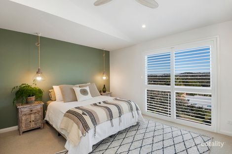 Property photo of 10 Carpenter Crescent Warriewood NSW 2102