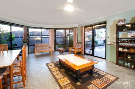 Property photo of 8 Gleneagles Crescent Oxley QLD 4075