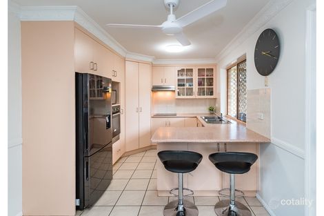 Property photo of 1/2 Kawana Close Kawana QLD 4701