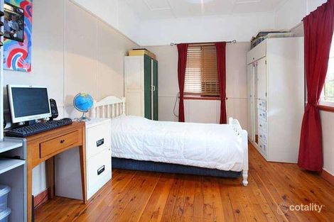 Property photo of 57 Thynne Avenue Norman Park QLD 4170