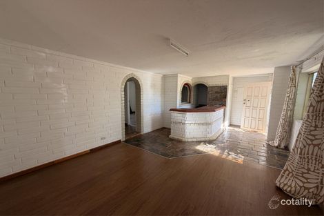 Property photo of 8 Forrest Court Onslow WA 6710