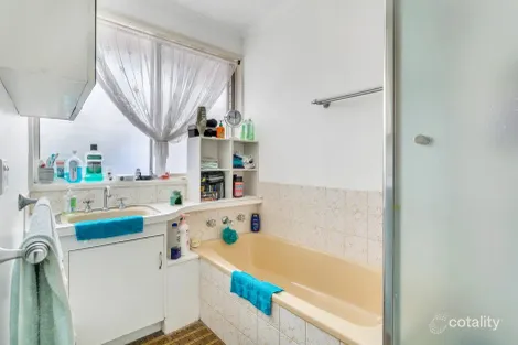Property photo of 10 Greenloop Crescent Huntfield Heights SA 5163