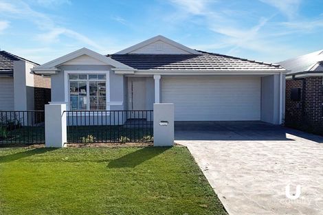 Property photo of 6 Dusty Way Catherine Field NSW 2557