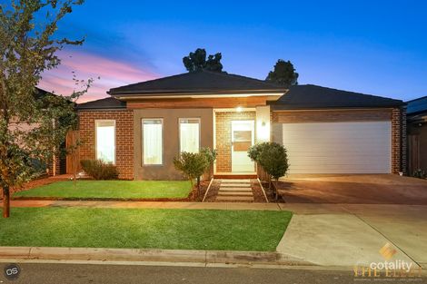 Property photo of 13 Higgins Street Fraser Rise VIC 3336