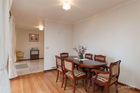 Property photo of 15 Eastwood Crescent Mooroolbark VIC 3138