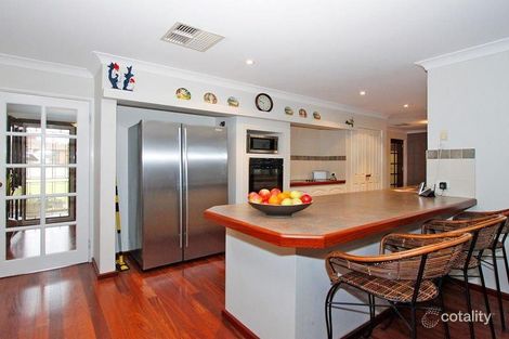 107 Marvell Ave, Lake Coogee, WA 6166