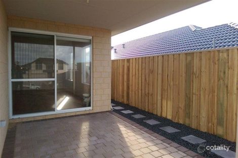 Property photo of 9 Sombre Rise Halls Head WA 6210