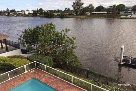 Property photo of 92 Cabana Boulevard Benowa QLD 4217