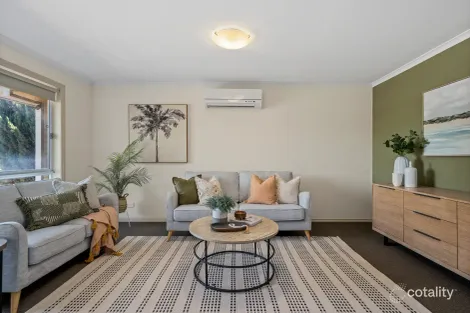 Property photo of 28 Sabella Place Noarlunga Downs SA 5168