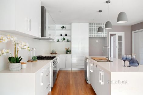 Property photo of 35 Ellesmere Parade Rosanna VIC 3084