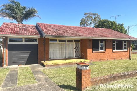 Property photo of 13 Victoria Road Macquarie Fields NSW 2564