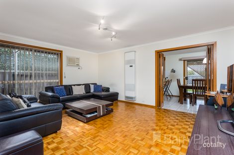 Property photo of 15 Missen Court Altona Meadows VIC 3028