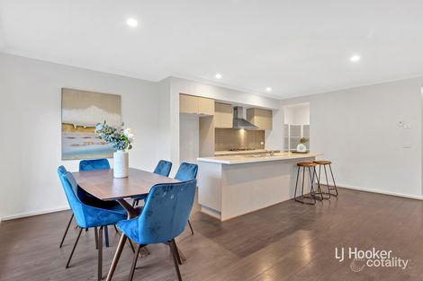 Property photo of 7 Pymble Terrace Truganina VIC 3029