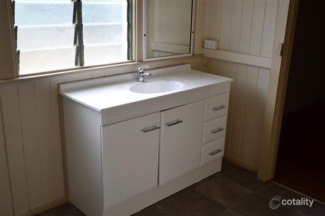 Property photo of 2 Britten Street Thangool QLD 4716