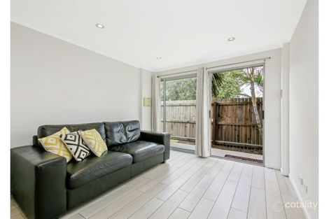 Property photo of 30 Brooks Street Camp Hill QLD 4152