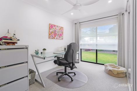 Property photo of 38 Cypress Drive Broadbeach Waters QLD 4218