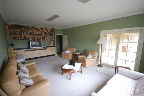 Property photo of 135 Mitchell Road Lake Albert NSW 2650