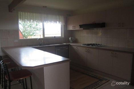 Property photo of 26 Lauren Close Dingley Village VIC 3172
