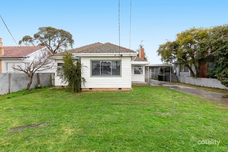 3 Beech Ave, Wendouree, VIC 3355