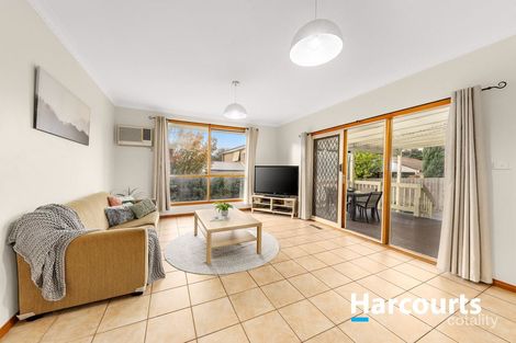 Property photo of 5 Paperbark Place Knoxfield VIC 3180