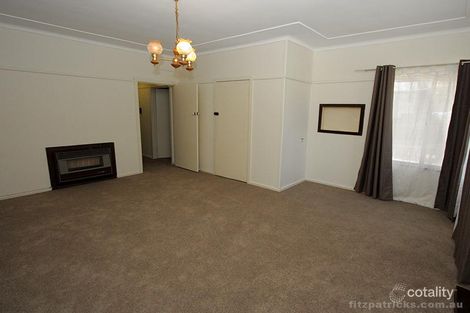 Property photo of 15 Bolger Avenue Mount Austin NSW 2650