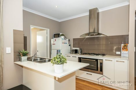 Property photo of 20 Vitrinella Avenue Jindalee WA 6036