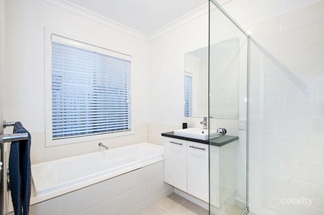 Property photo of 3 Embankment Road Doreen VIC 3754