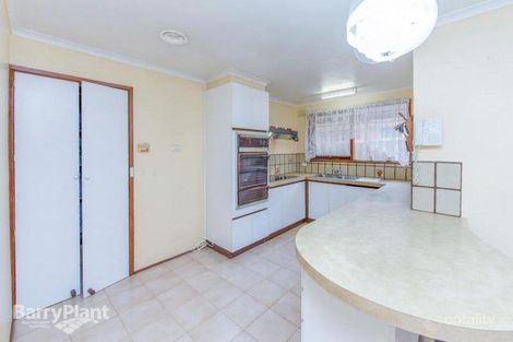 Property photo of 26 Springvalley Crescent Keysborough VIC 3173