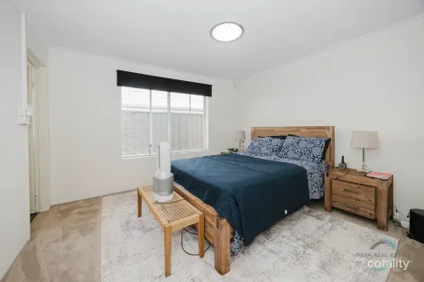 Property photo of 68 Leschenault Loop Banksia Grove WA 6031