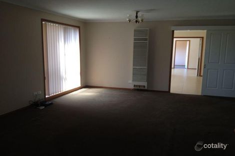 Property photo of 11 One Chain Road Somerville VIC 3912
