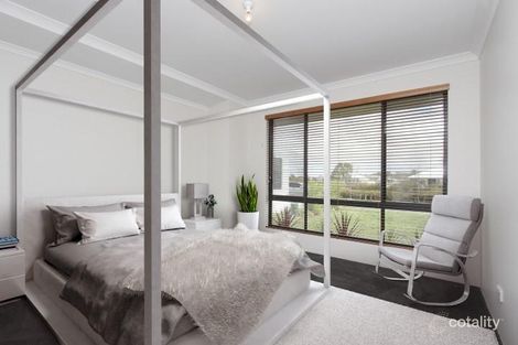 Property photo of 11 Watercress Gardens Dayton WA 6055