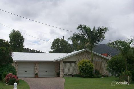 9 Kingfisher Pde, Norman Gardens, QLD 4701
