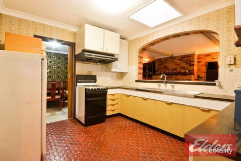 Property photo of 42 Greenmeadows Crescent Toongabbie NSW 2146