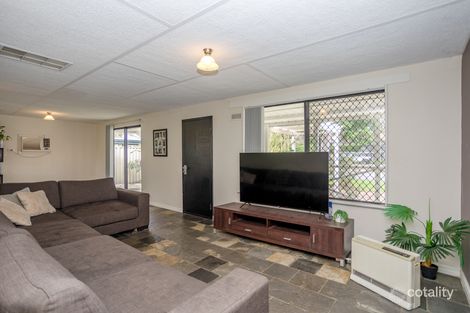 Property photo of 74 Cammillo Road Camillo WA 6111